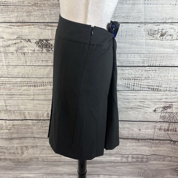 Ann Taylor Loft Skirt size 4 Classic Black Stretch Knee Pleated A Line Modest - Picture 6 of 8
